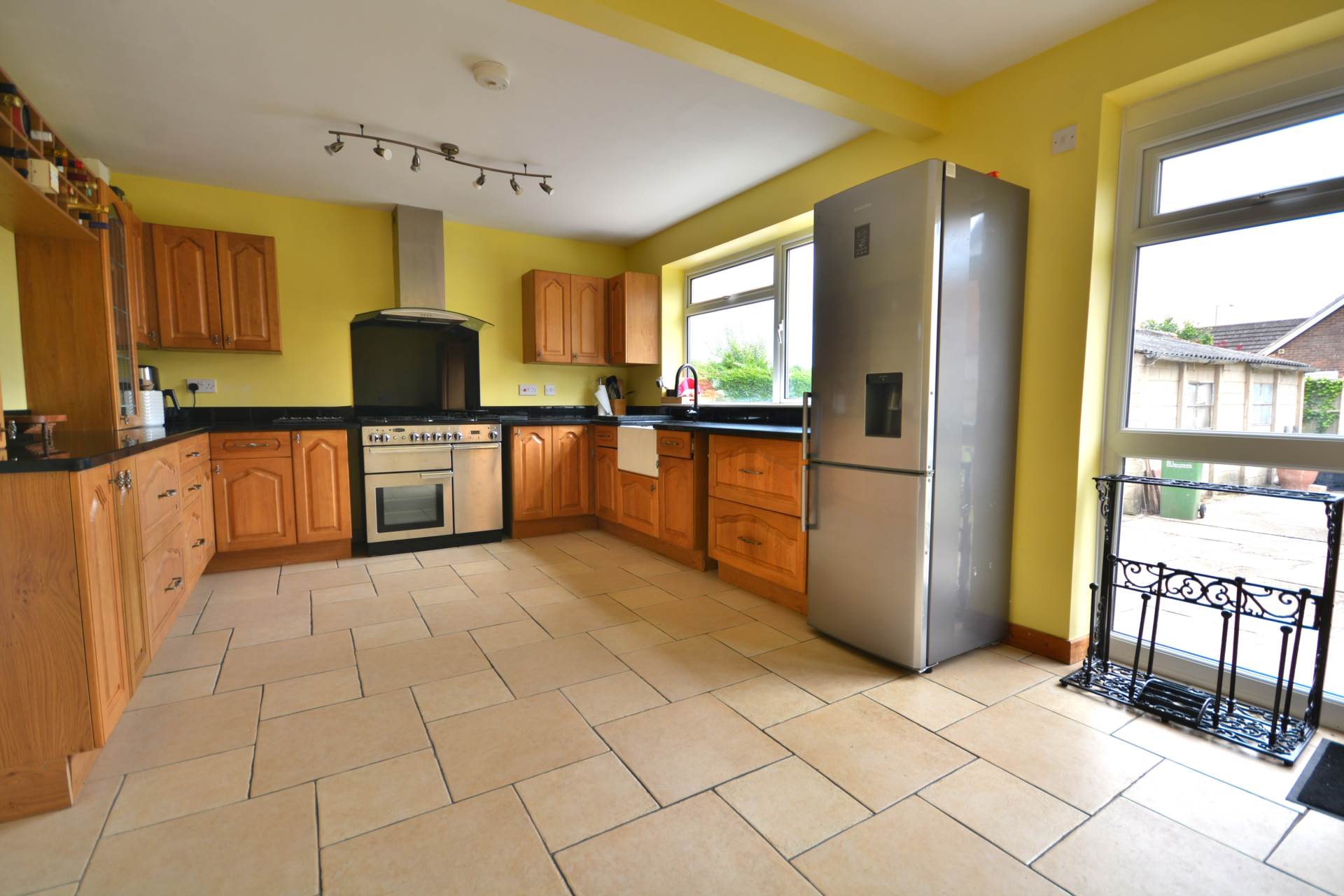 Livingstone Avenue, Long Lawford, Image 3