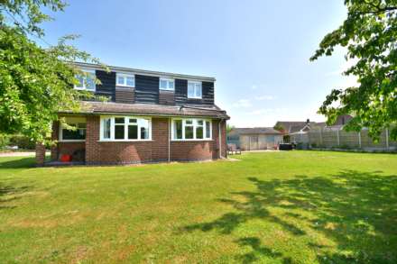 Livingstone Avenue, Long Lawford, Image 2