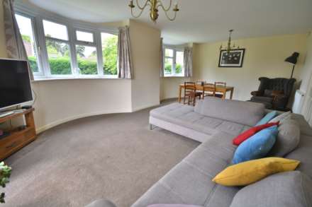Livingstone Avenue, Long Lawford, Image 5