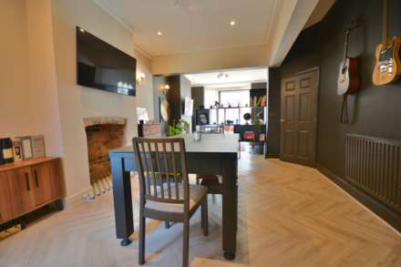 Regents Place, Rugby, Image 4