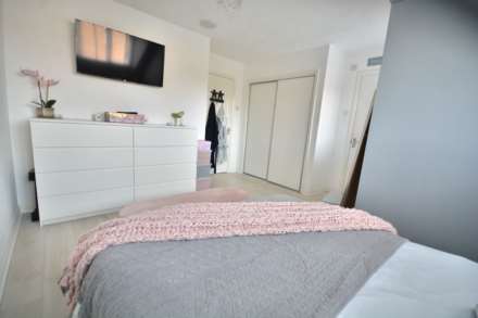 Permian Close, Waterside, Image 12