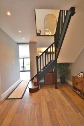 Crick Road, Hillmorton, Image 5