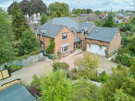 Fisher Avenue, Rugby