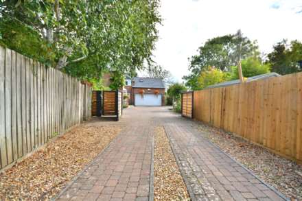 Fisher Avenue, Rugby, Image 5