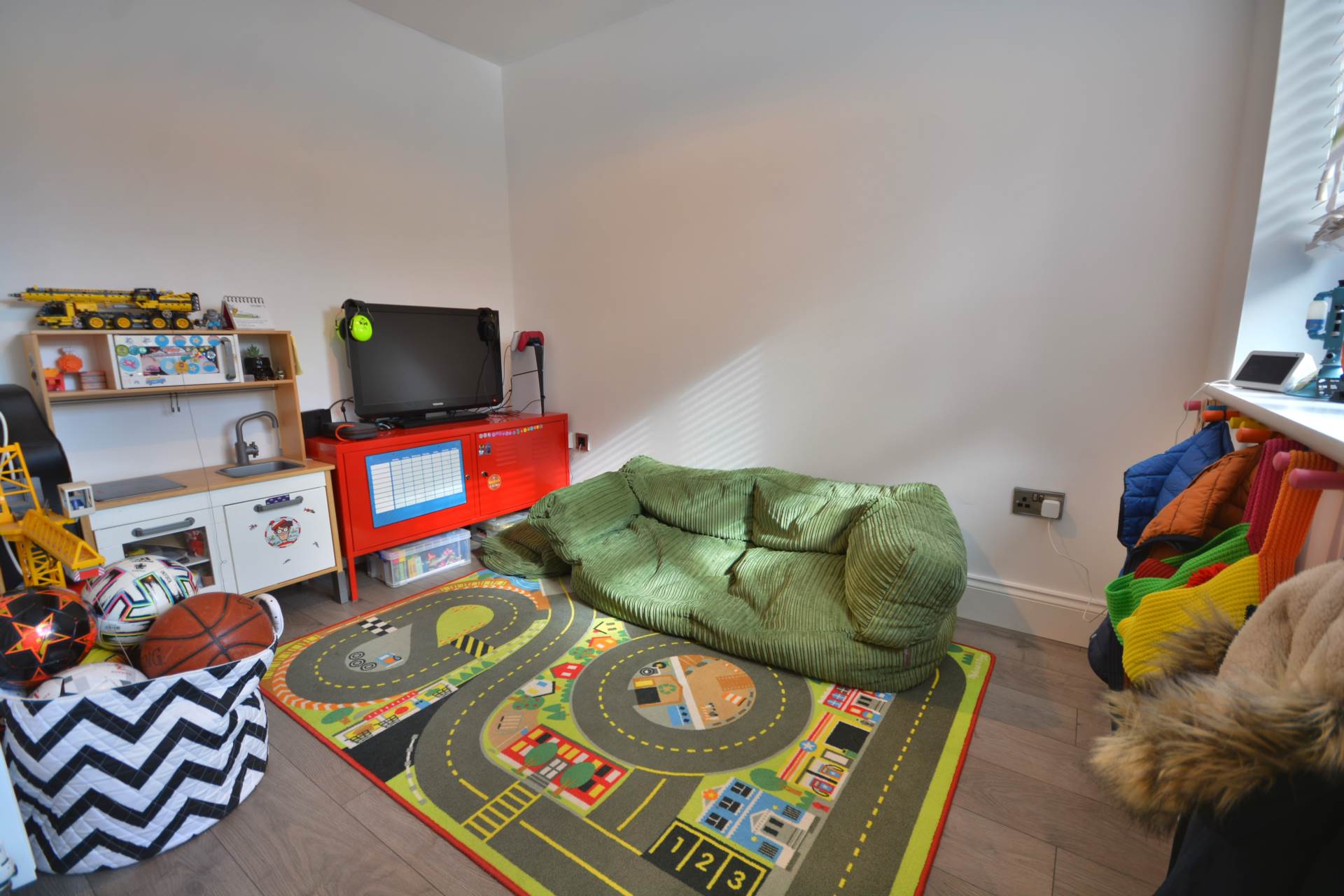Crick Road, Hillmorton, Image 8
