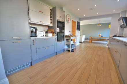 Crick Road, Hillmorton, Image 3