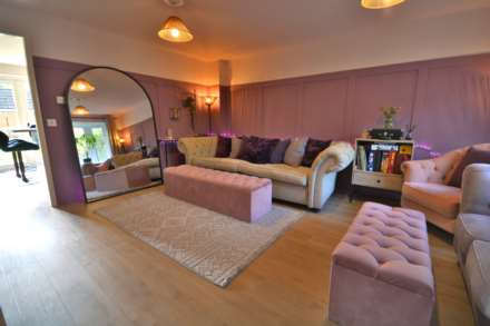 Crackthorne Drive, Coton Meadows, Image 3