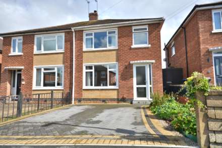 Hoods Way, Bilton