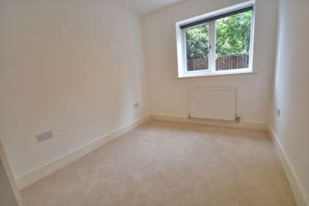 Hillmorton Road, Hillmorton, Image 8
