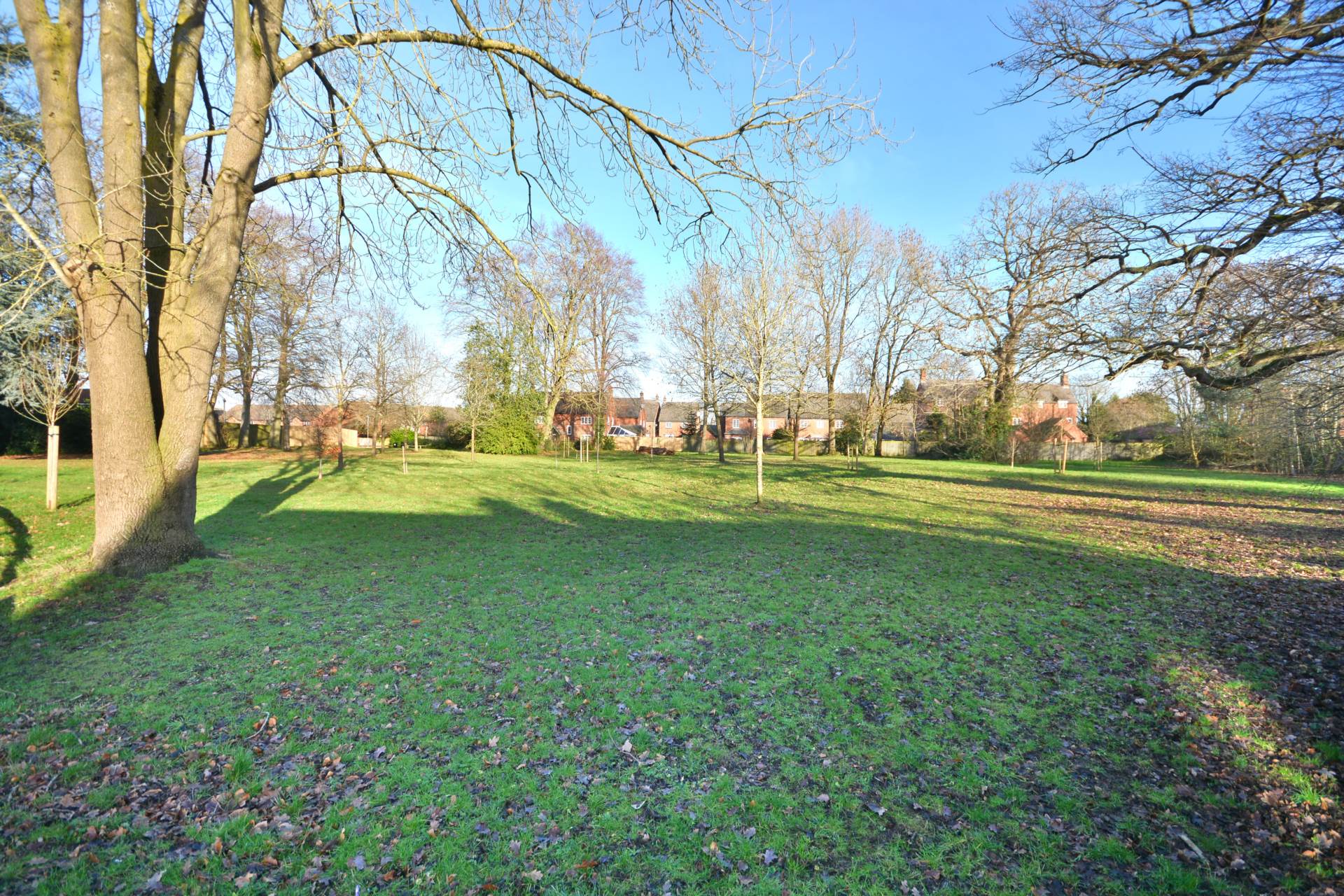 TOP FLOOR APARTMENT, Buchanan Road, Bilton, Image 15