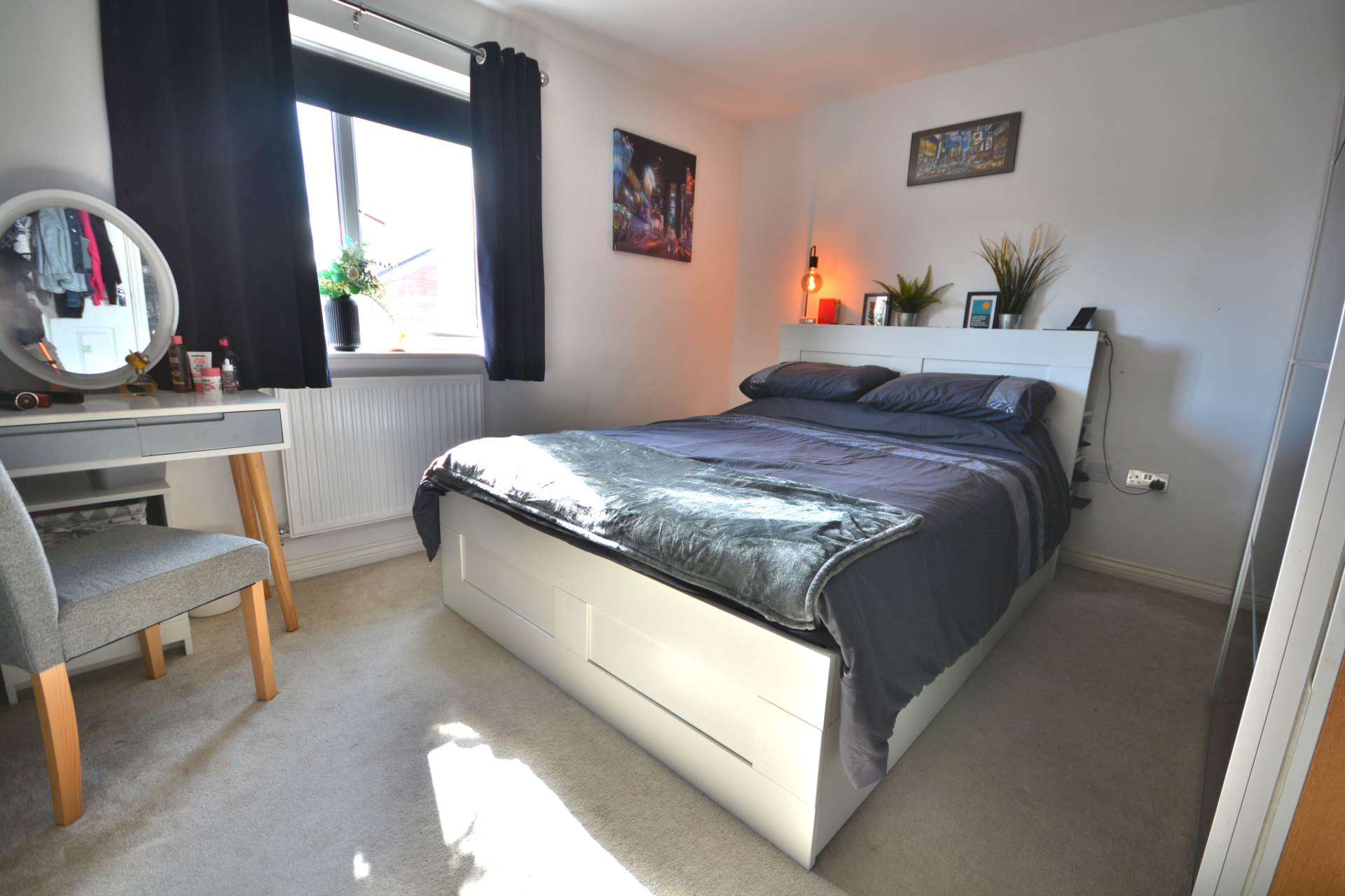 Nickleby Close, Butterfield Gardens, Image 12