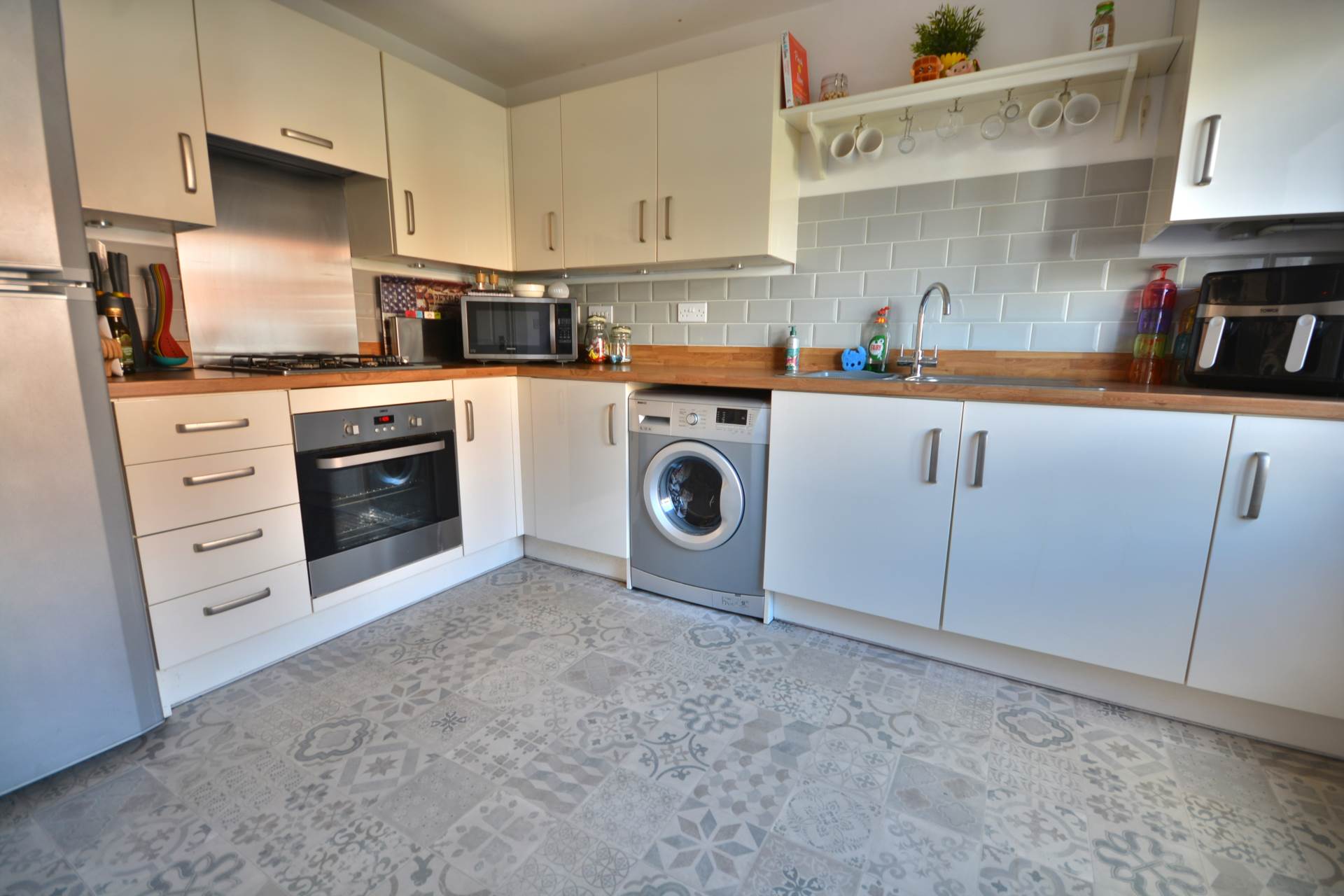 Nickleby Close, Butterfield Gardens, Image 6
