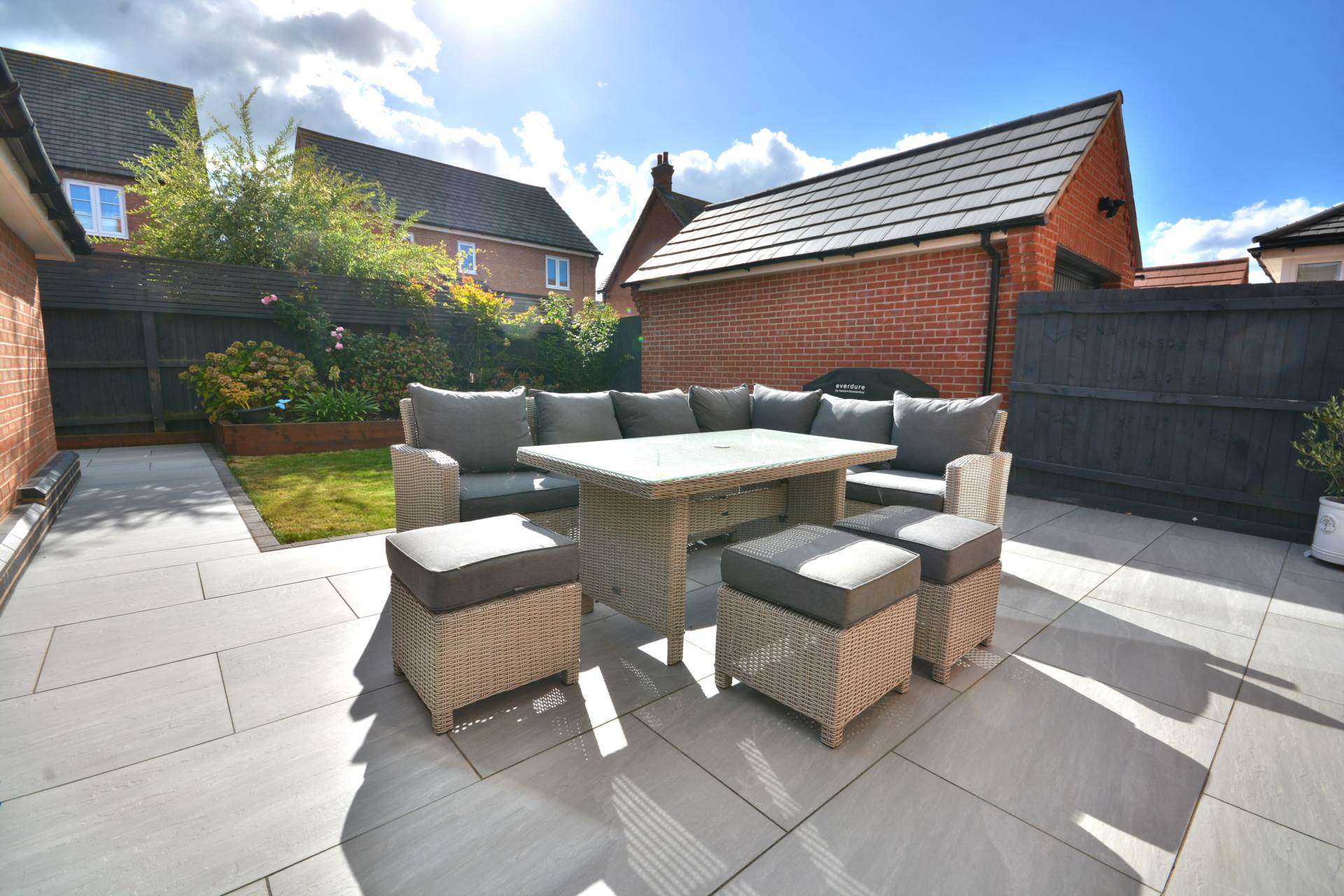 Milnerton Close, Houlton, Image 20