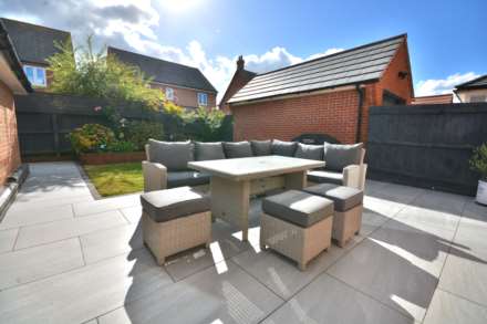 Milnerton Close, Houlton, Image 20