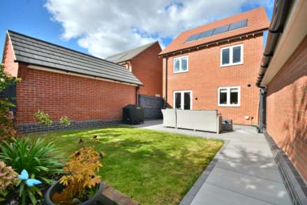 Milnerton Close, Houlton, Image 22