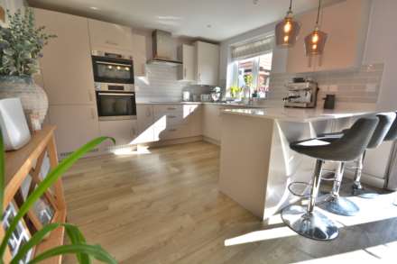 Milnerton Close, Houlton, Image 6