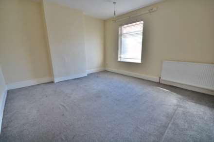 New Street, New Bilton, Image 9