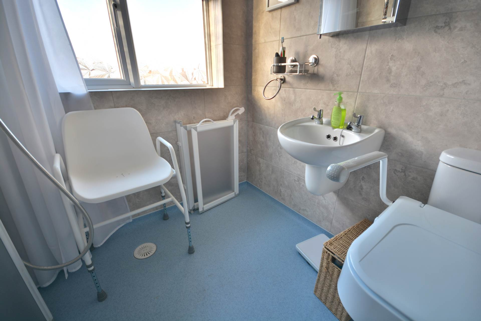 Collingwood Avenue, Bilton, Image 11