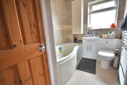 Lauderdale Close, Rugby, Image 11