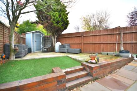 Lauderdale Close, Rugby, Image 13