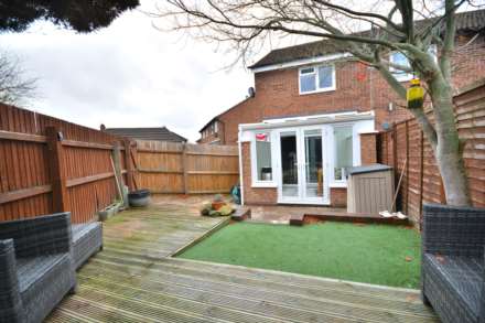 Lauderdale Close, Rugby, Image 4