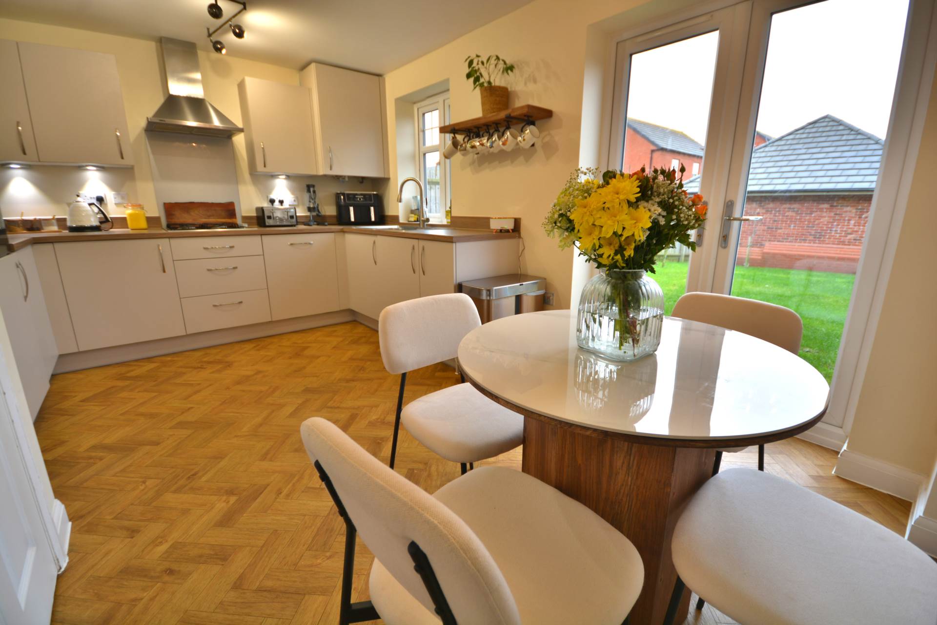 Station Avenue, Houlton, Image 3