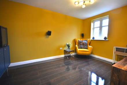 Station Avenue, Houlton, Image 10