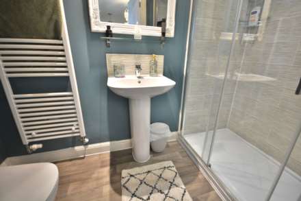 Station Avenue, Houlton, Image 16