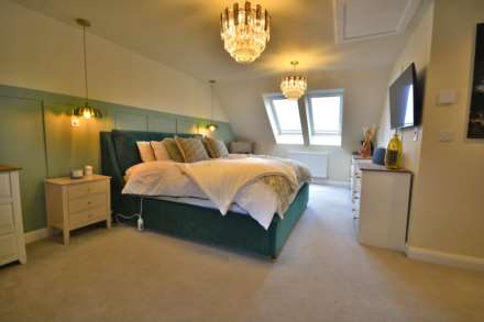 Station Avenue, Houlton, Image 4