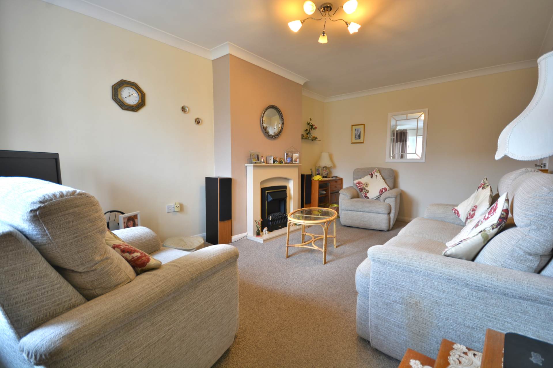 Falstaff Drive, Woodlands, Image 5