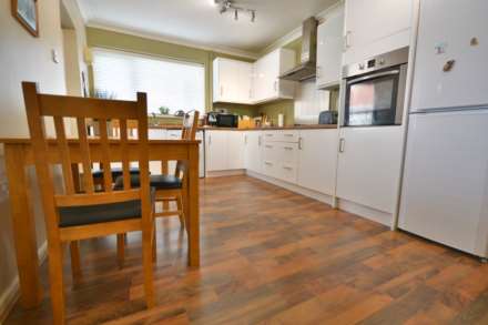 Falstaff Drive, Woodlands, Image 6