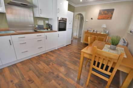 Falstaff Drive, Woodlands, Image 7