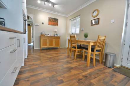 Falstaff Drive, Woodlands, Image 8