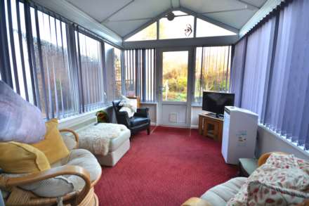 Watford Road, Crick, Image 13