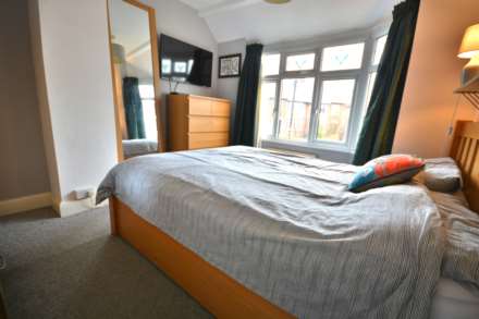 Pytchley Road, Southfields, Image 9