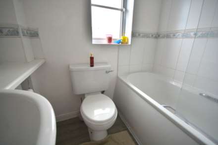 Viaduct Close, Clifton Links, Image 12