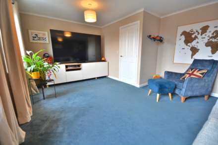 Aspen Road, Eden Park, Image 13