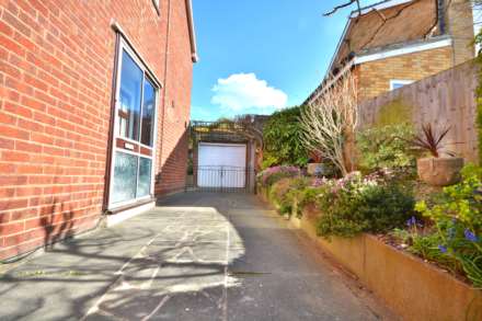 Frobisher Road, Bilton, Image 14