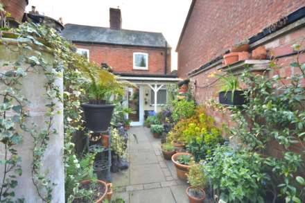 Yelvertoft Road, Northampton, Image 15