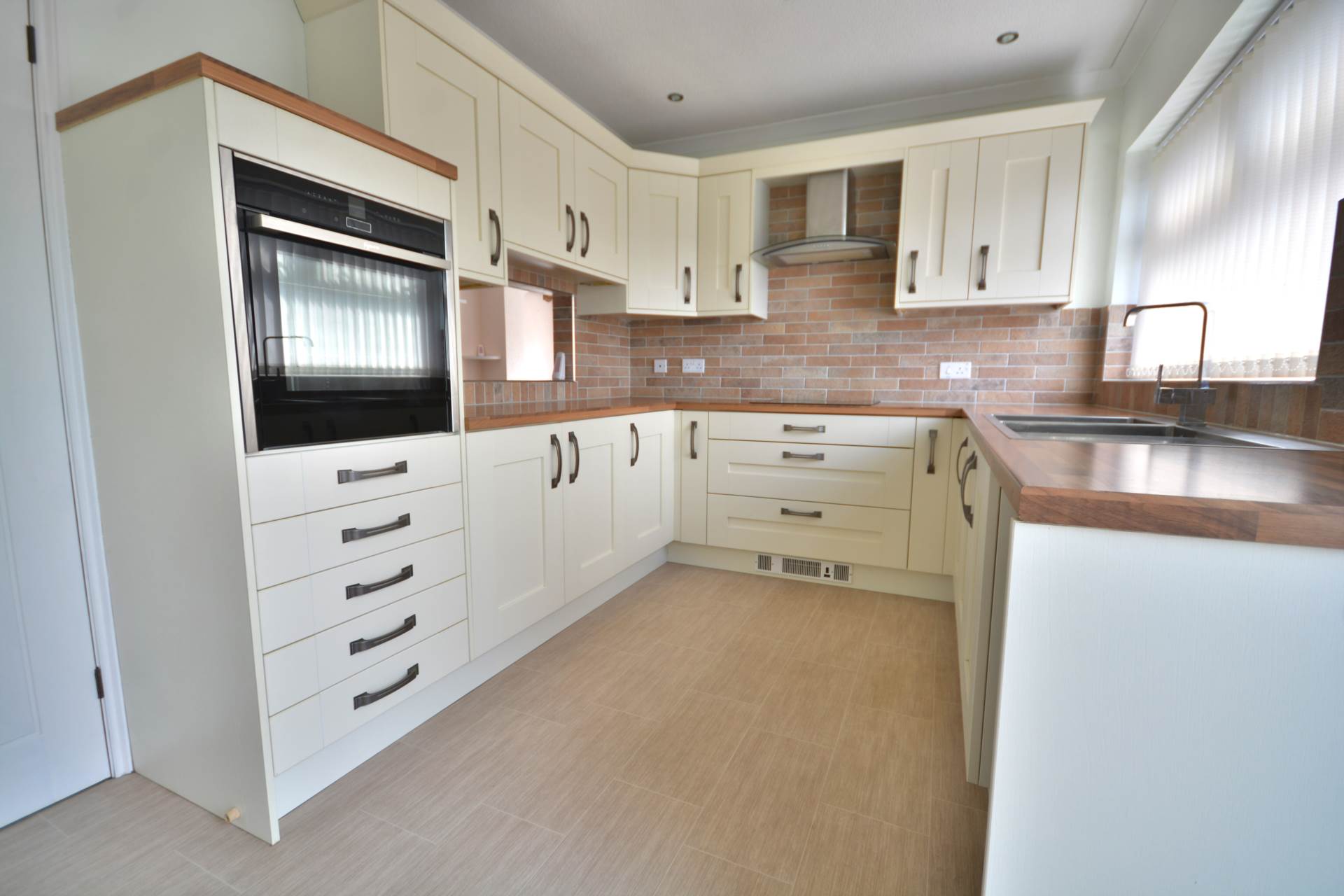 Macbeth Close, Woodlands, Image 7