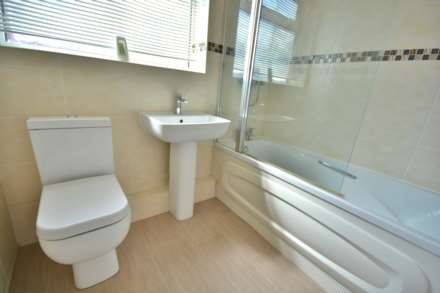 Macbeth Close, Woodlands, Image 15