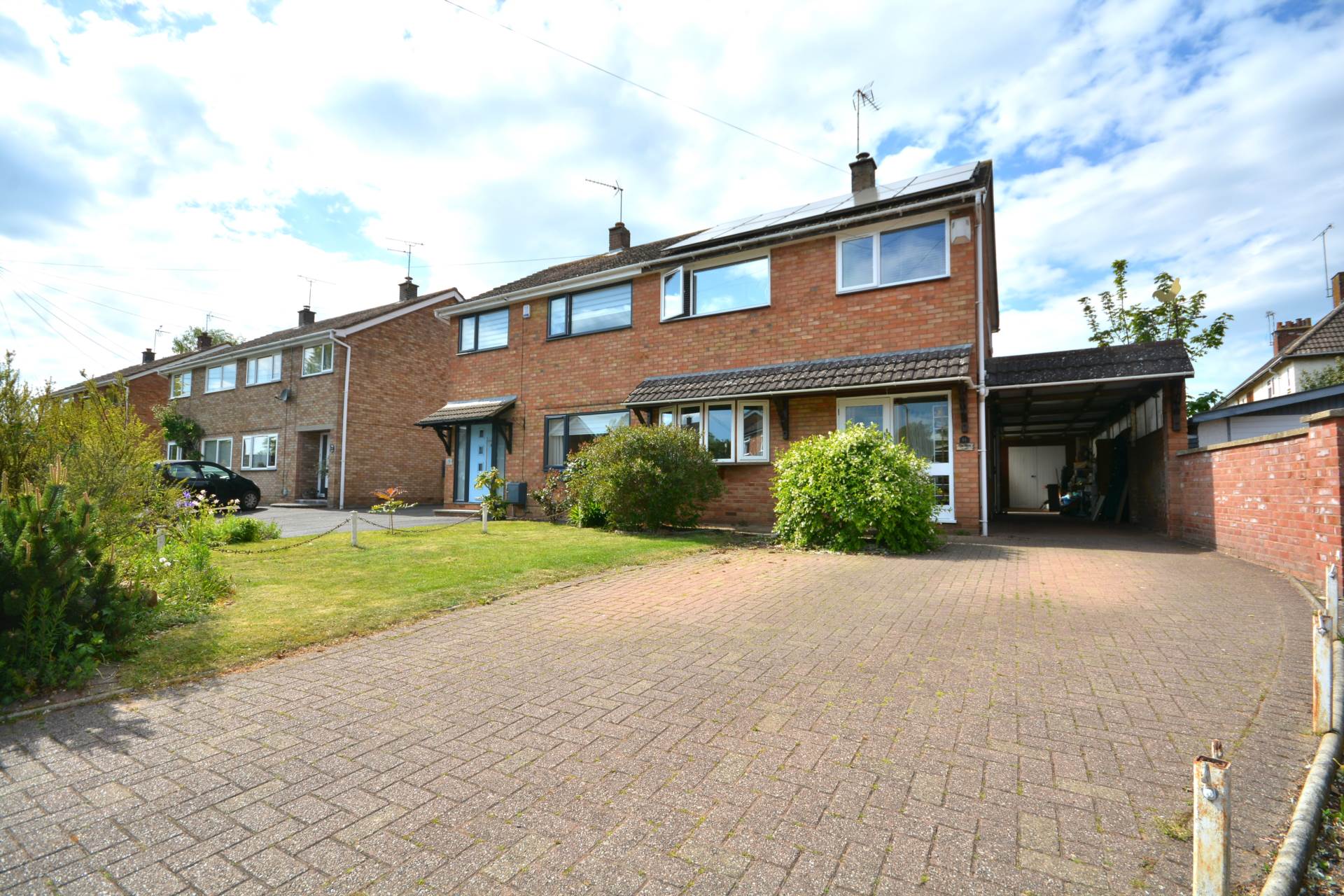 Earles Close, Stockton, Image 1