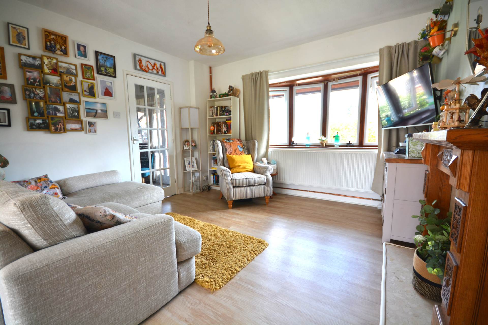 Earles Close, Stockton, Image 3