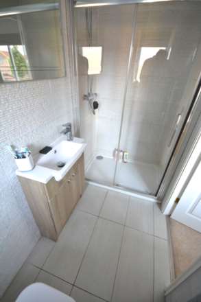 Planter Close, Cawston, Image 19