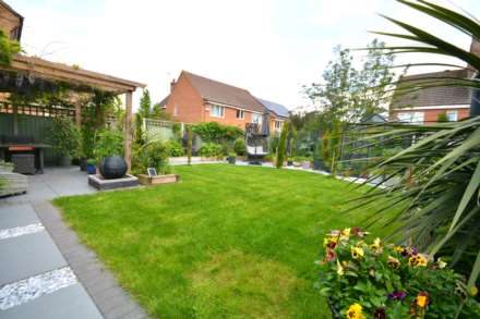 Planter Close, Cawston, Image 26