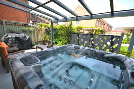 Planter Close, Cawston, Image 3
