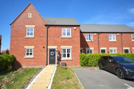 Caradon Way, Houlton