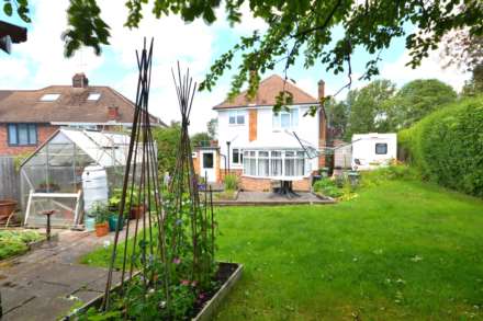 McKinnell Crescent, Abbotts Farm, Hillmorton, Image 18
