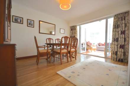 McKinnell Crescent, Abbotts Farm, Hillmorton, Image 3