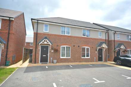 Azure Close, Ashlawn Rise